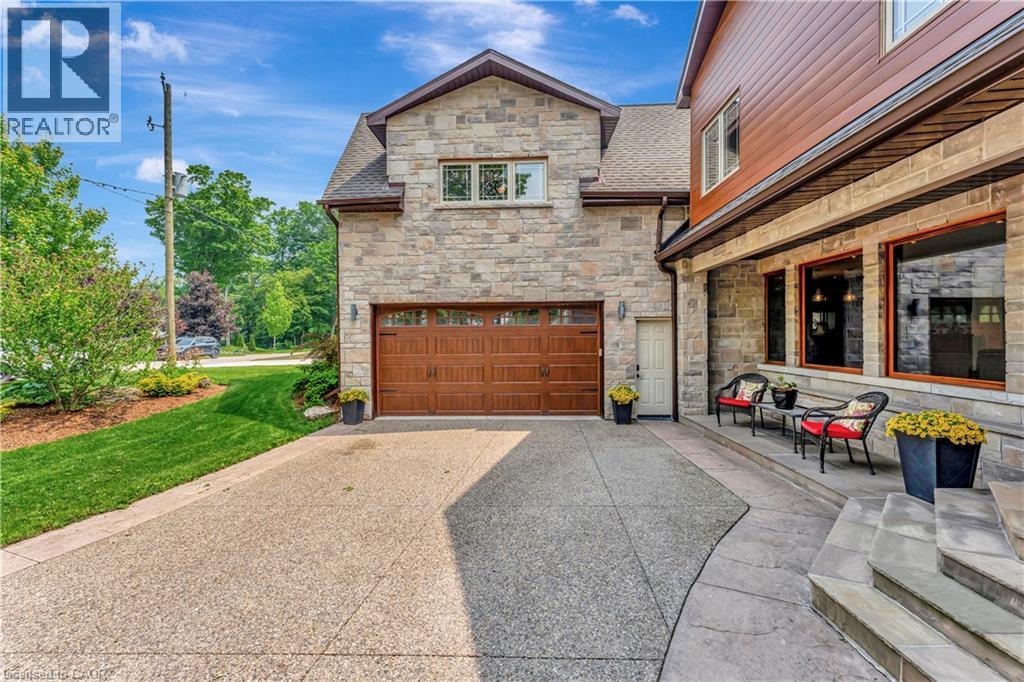 Photo 19 of 11 Maple Hill Drive, Kitchener ON