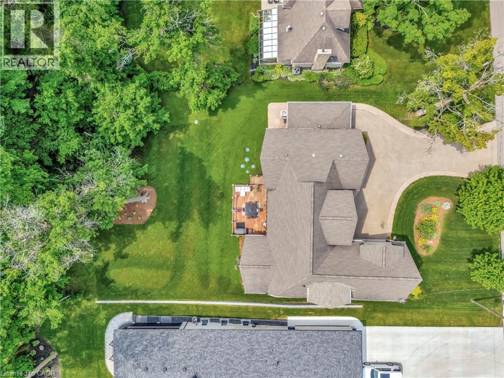 Photo 29 of 11 Maple Hill Drive, Kitchener ON
