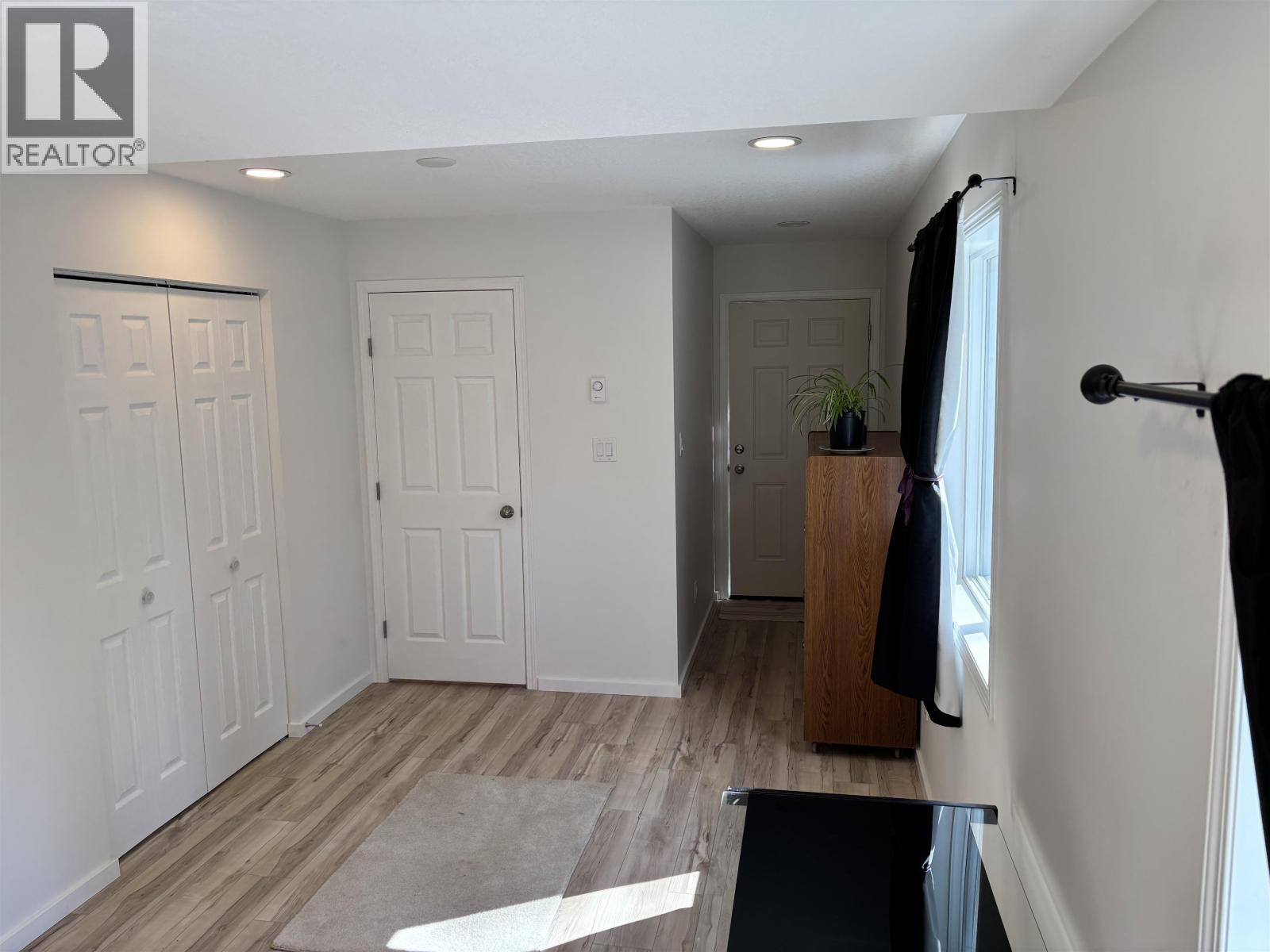 1005 SIMON BAY ROAD, Fraser Lake