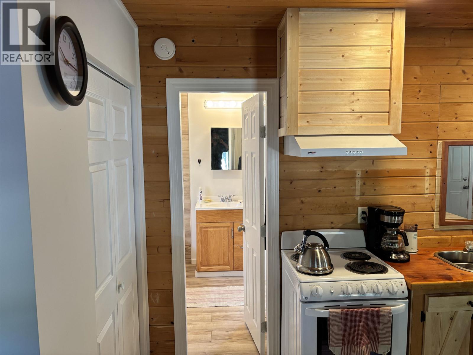 1005 SIMON BAY ROAD, Fraser Lake