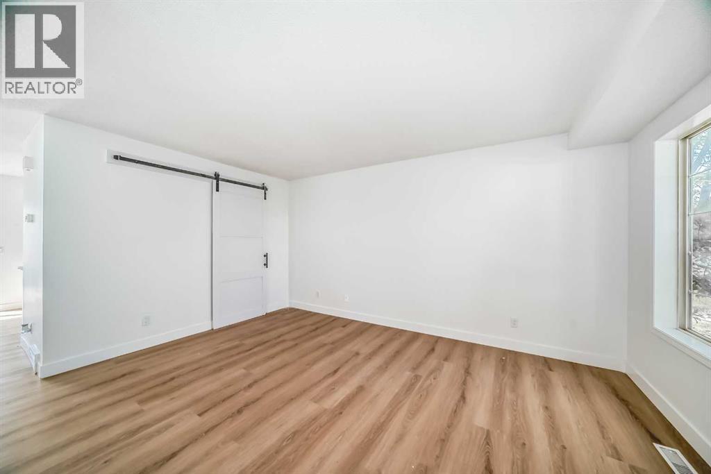 Photo 26 of 37 Martinbrook Link Ne, Calgary AB