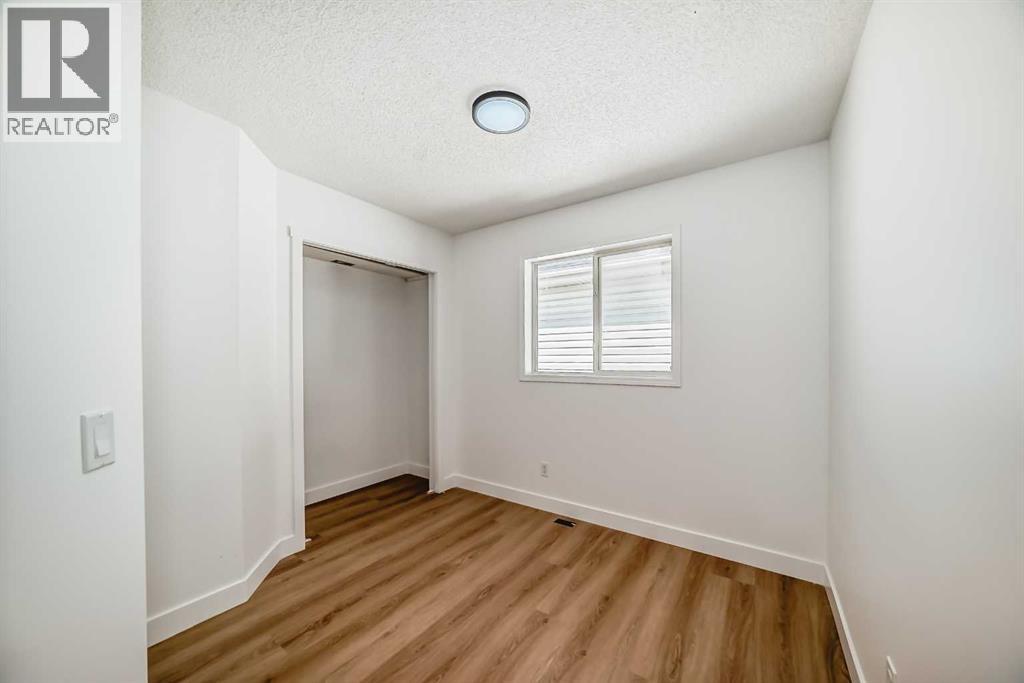 Photo 21 of 37 Martinbrook Link Ne, Calgary AB