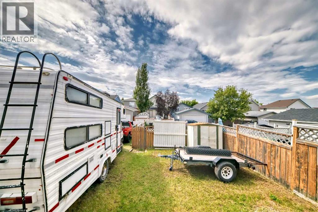 Photo 38 of 37 Martinbrook Link Ne, Calgary AB