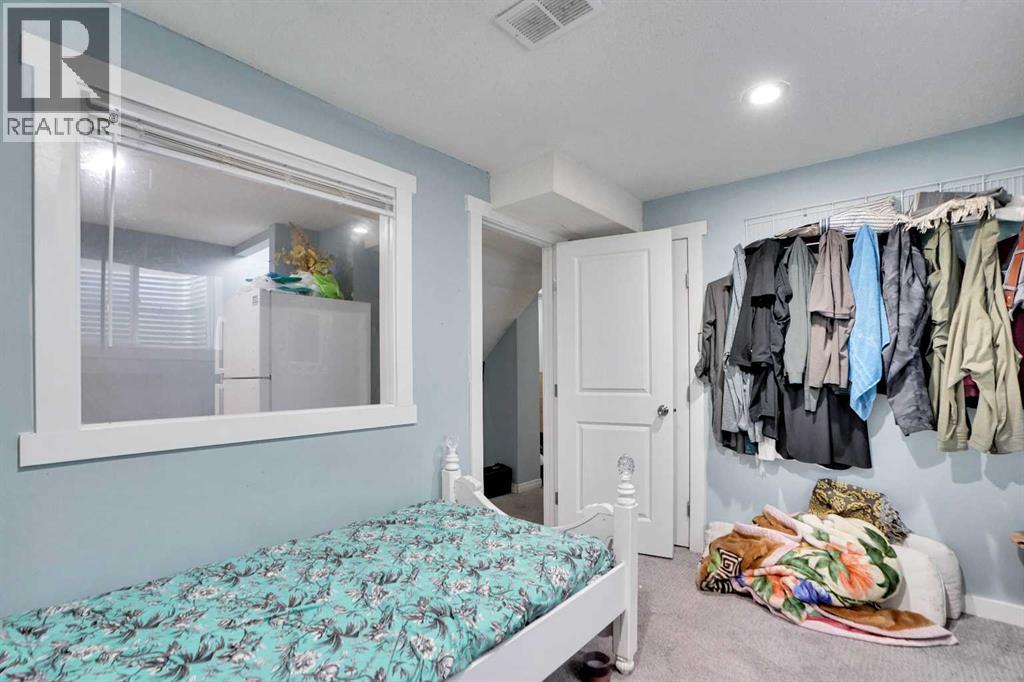 Photo 8 of 139 Martindale Drive Ne, Calgary AB