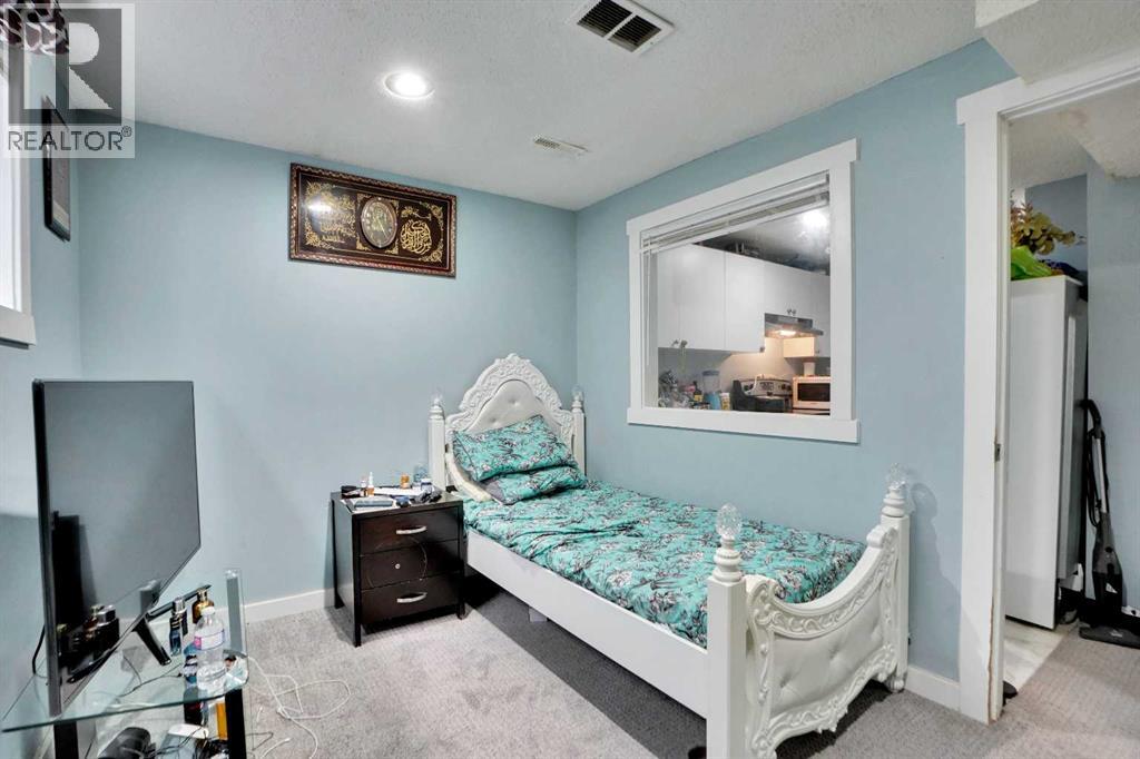 Photo 9 of 139 Martindale Drive Ne, Calgary AB
