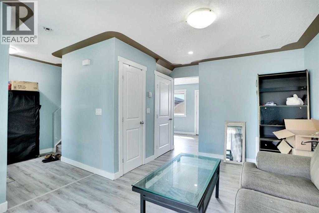 Photo 5 of 139 Martindale Drive Ne, Calgary AB