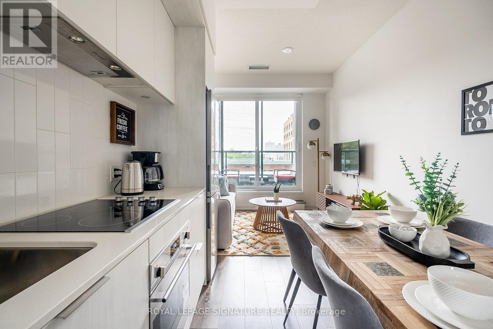 Photo 12 of 204 130 River Street, Toronto ON