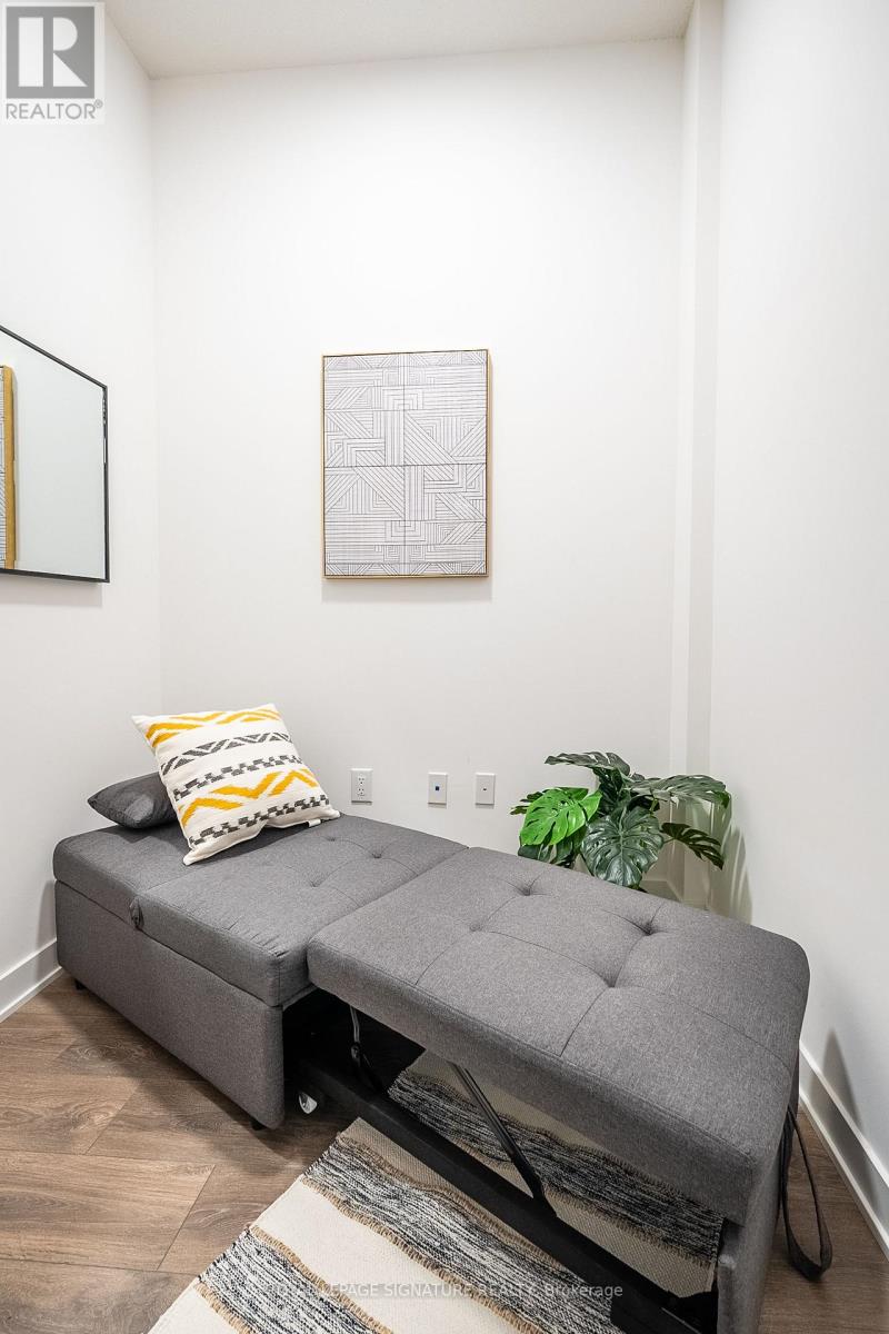 Photo 19 of 204 130 River Street, Toronto ON