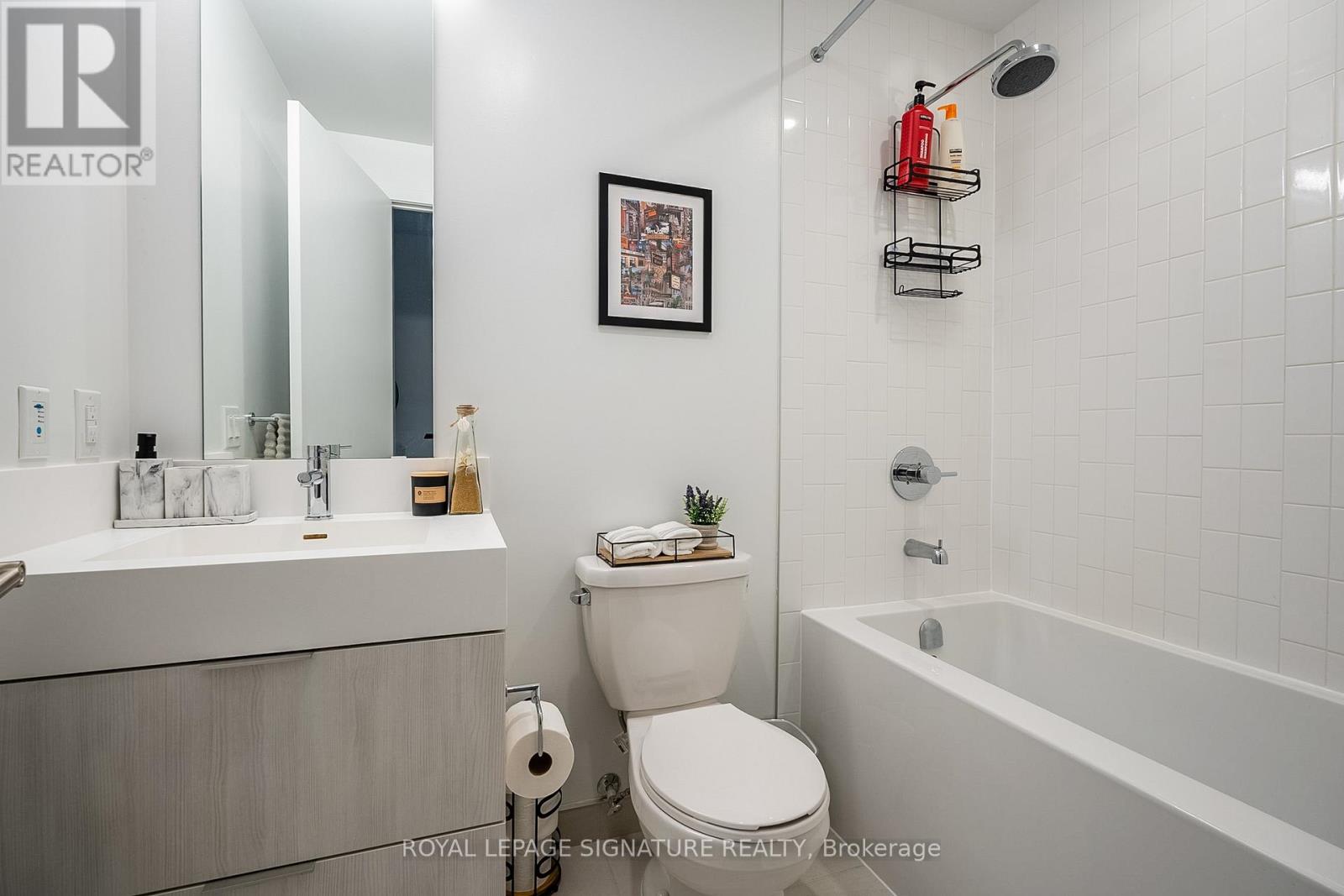Photo 20 of 204 130 River Street, Toronto ON