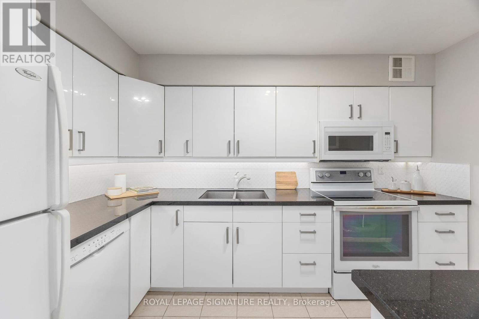 Photo 13 of 1107 3300 Don Mills Road, Toronto ON