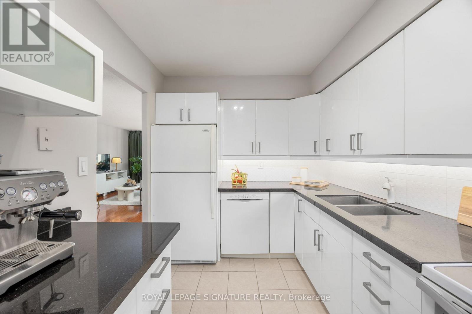 Photo 15 of 1107 3300 Don Mills Road, Toronto ON