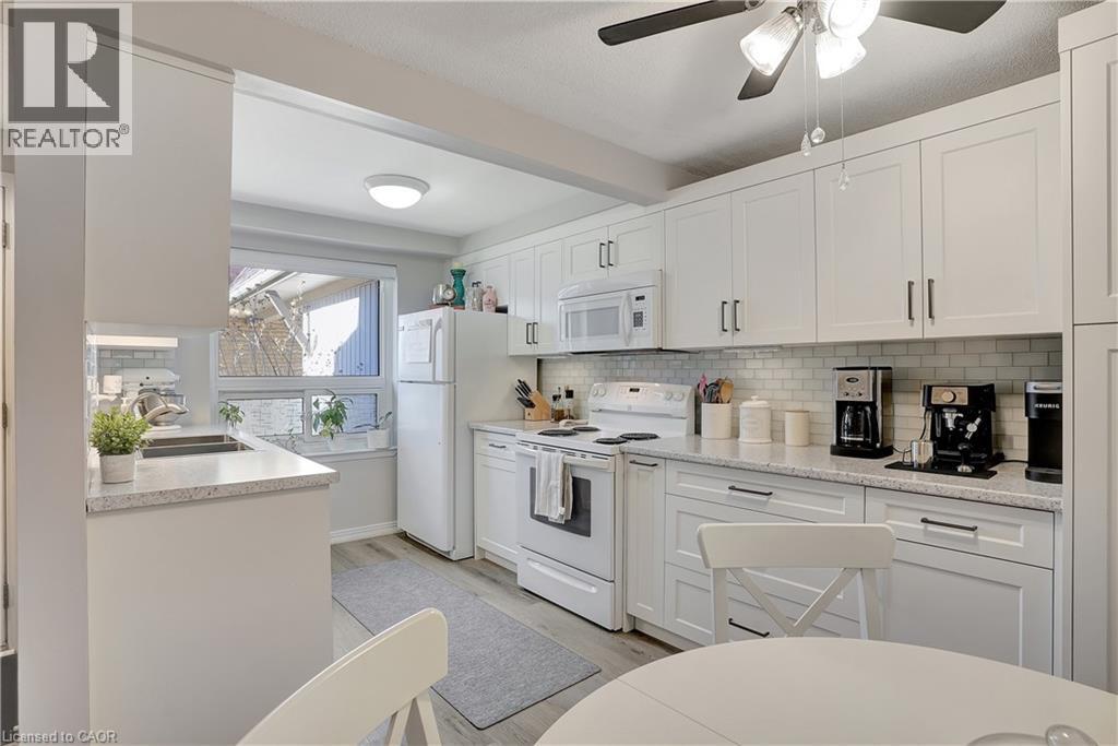 Photo 31 of 280 Thaler Avenue Unit 33, Kitchener ON