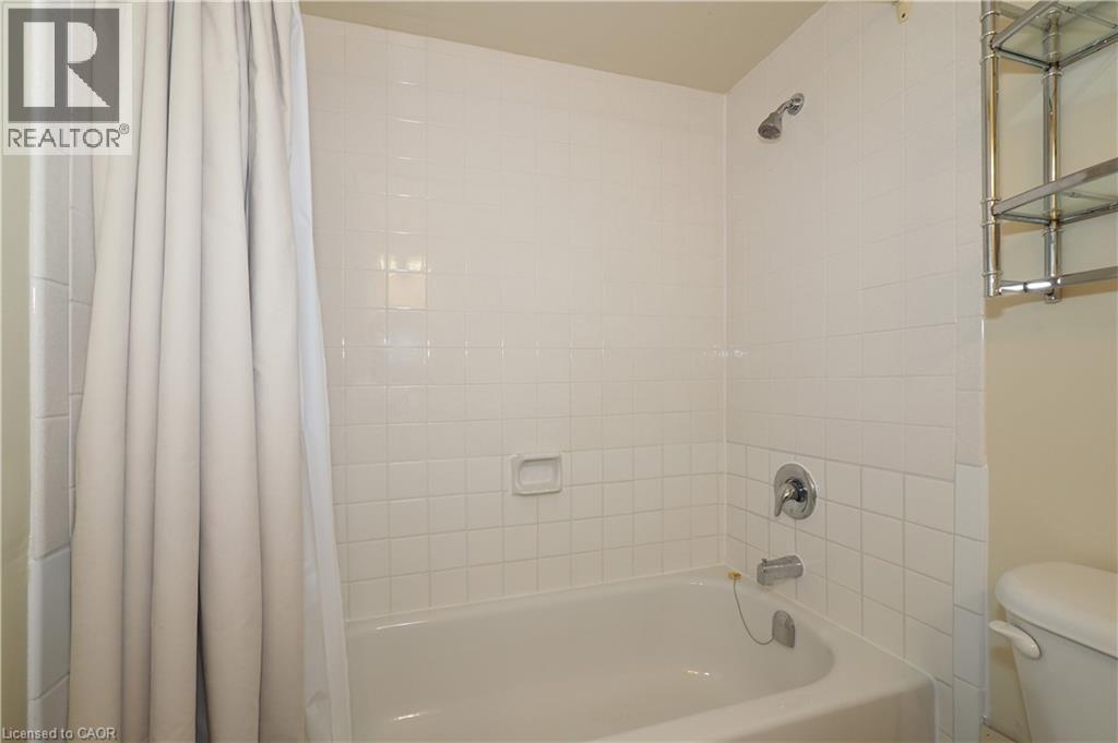 Photo 18 of 65 Westmount Road N Unit 902, Waterloo ON