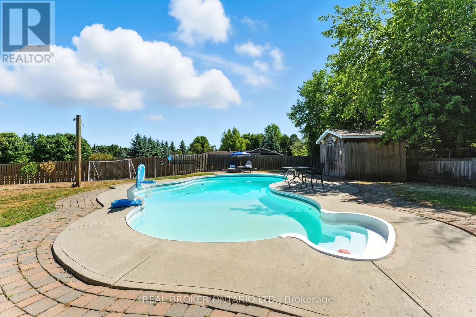 Photo 44 of 6550 Craighurst Drive, Ottawa ON