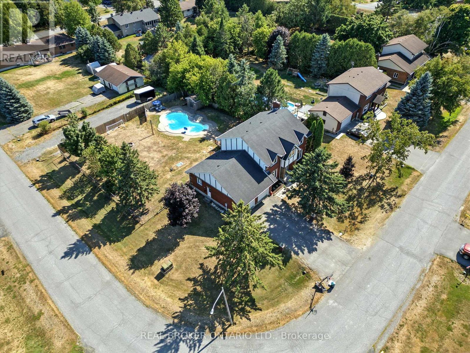 Photo 48 of 6550 Craighurst Drive, Ottawa ON