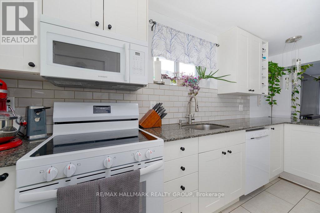 Photo 16 of 177 Glynn Avenue, Ottawa ON