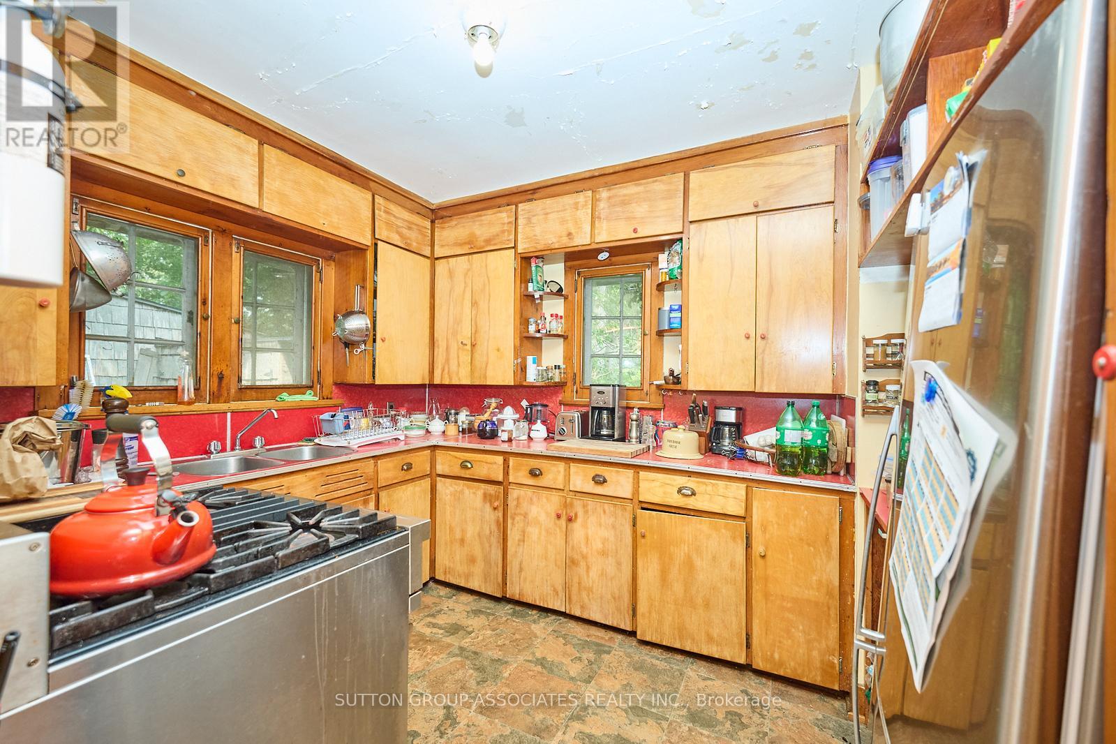 Photo 10 of 10427 Lakeshore Road, Wainfleet ON