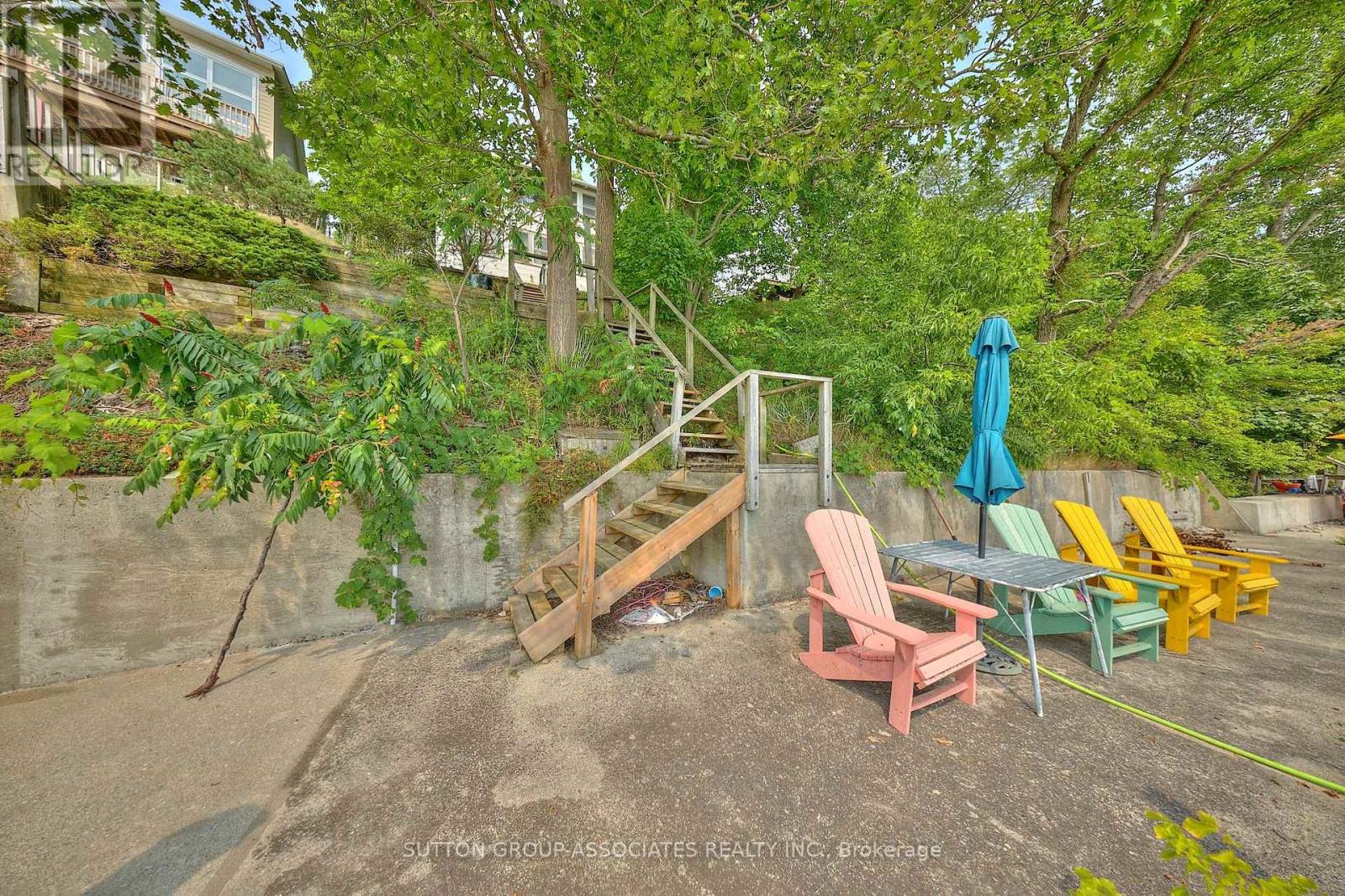 Photo 2 of 10427 Lakeshore Road, Wainfleet ON