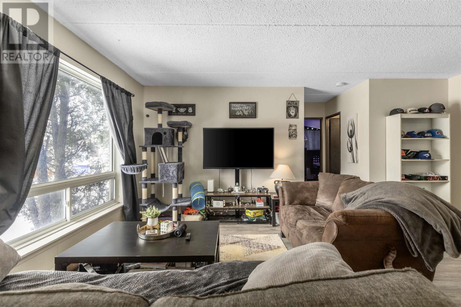 Photo 20 of 269 Goulais Ave, Sault Ste Marie ON