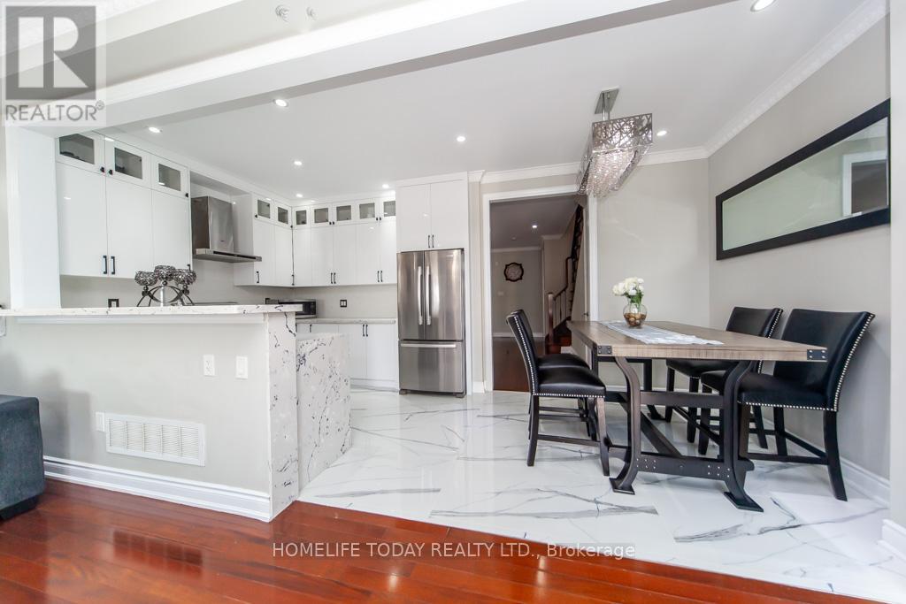 Photo 36 of 238 Wardlaw Place, Vaughan ON