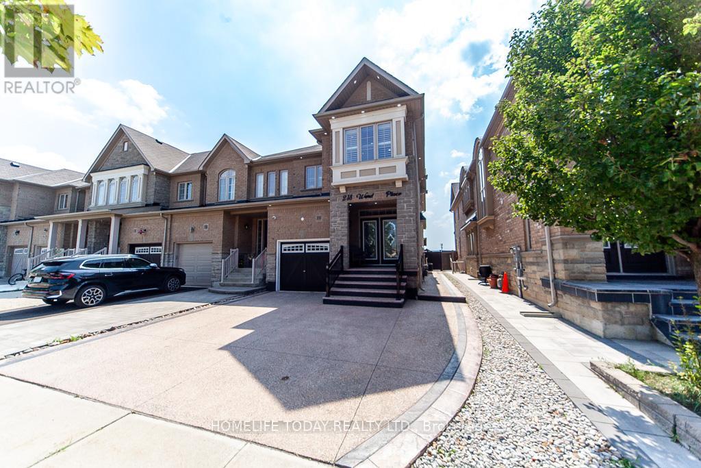 Photo 31 of 238 Wardlaw Place, Vaughan ON