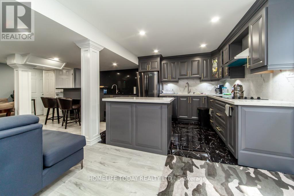 Photo 40 of 238 Wardlaw Place, Vaughan ON