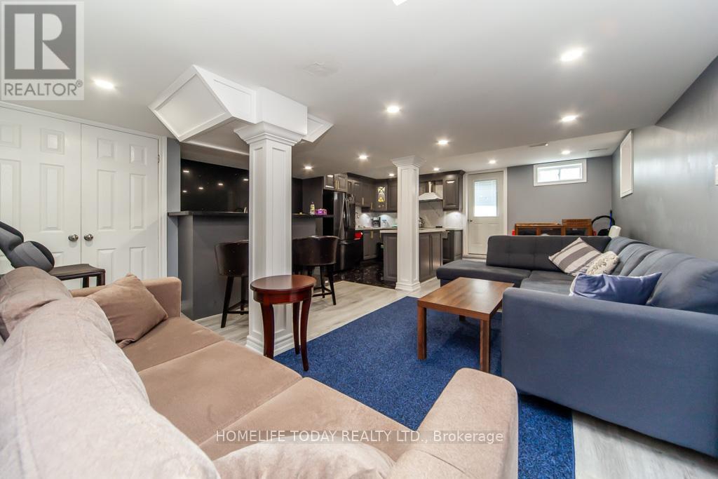Photo 50 of 238 Wardlaw Place, Vaughan ON