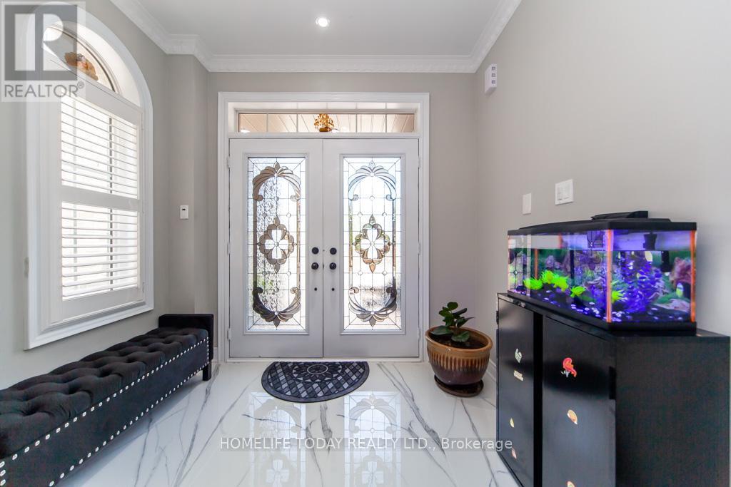 Photo 35 of 238 Wardlaw Place, Vaughan ON