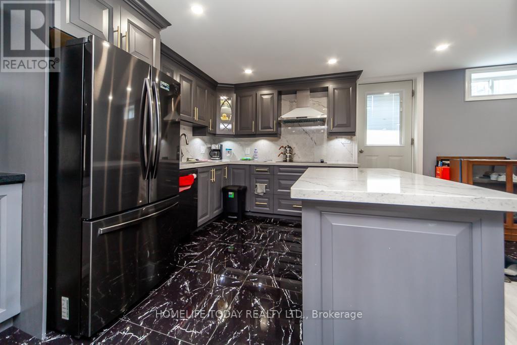 Photo 27 of 238 Wardlaw Place, Vaughan ON