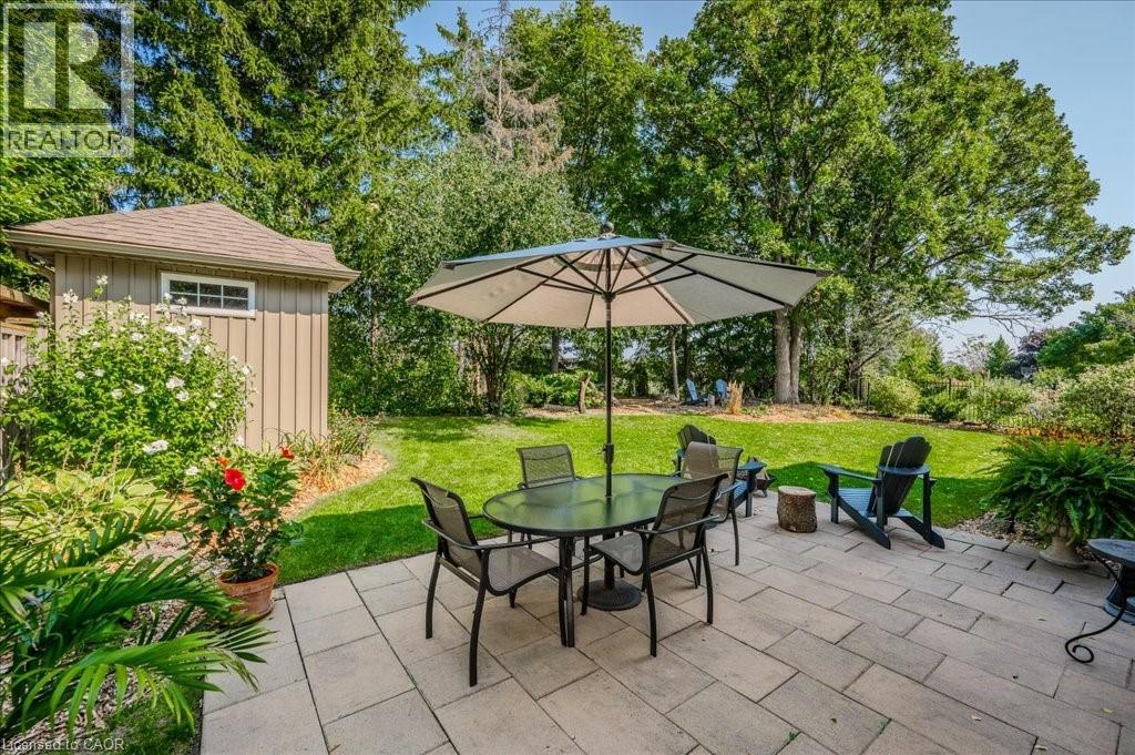 Photo 9 of 572 Falconridge Crescent, Kitchener ON