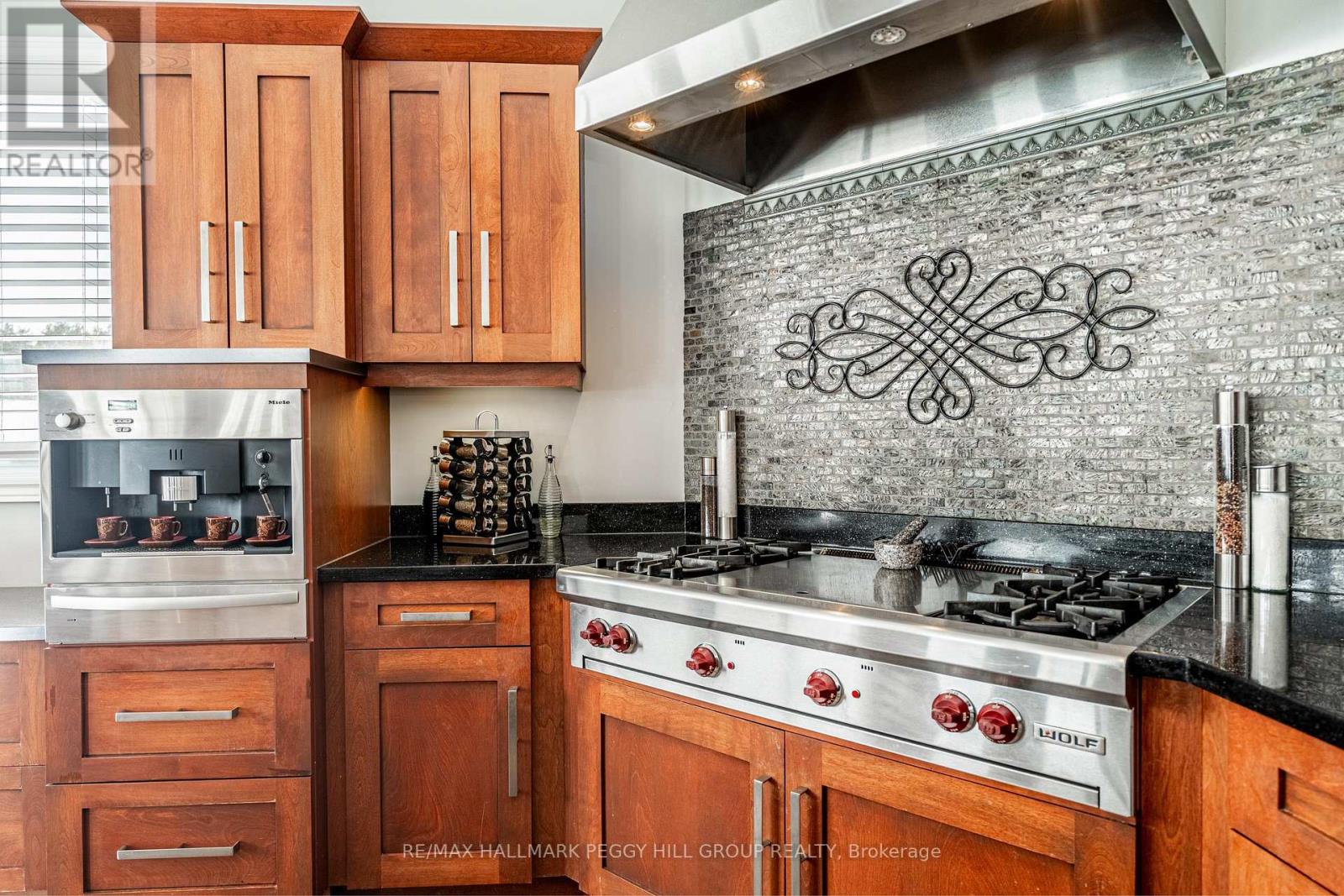 Photo 22 of 1372 Division Road E, Severn ON