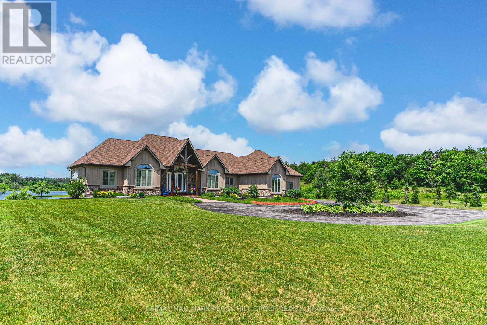 Photo 27 of 1372 Division Road E, Severn ON