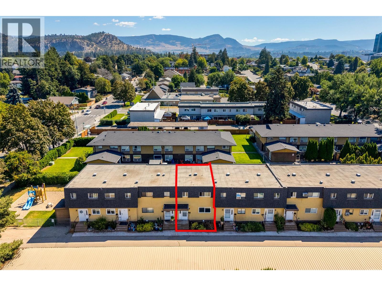4 1283 Bernard Avenue, Kelowna