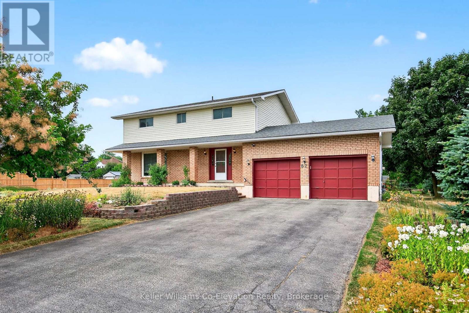 Photo 1 of 62 George Street E, Clearview ON