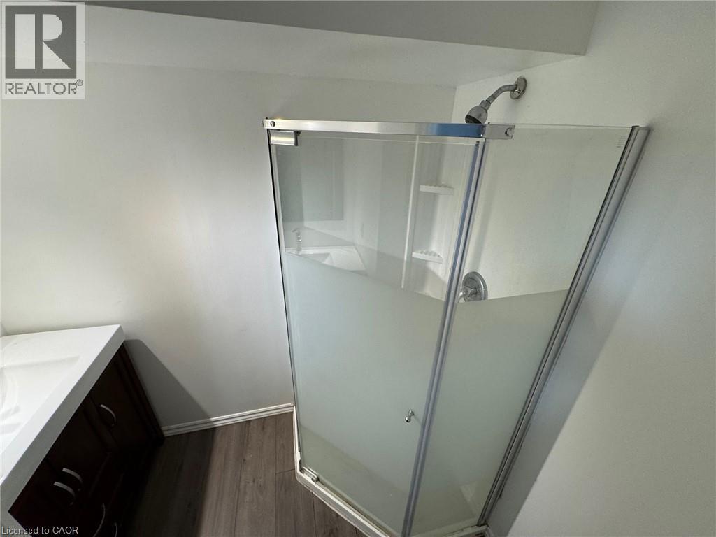 Photo 11 of 648 Doon Village Road Unit 5, Kitchener ON