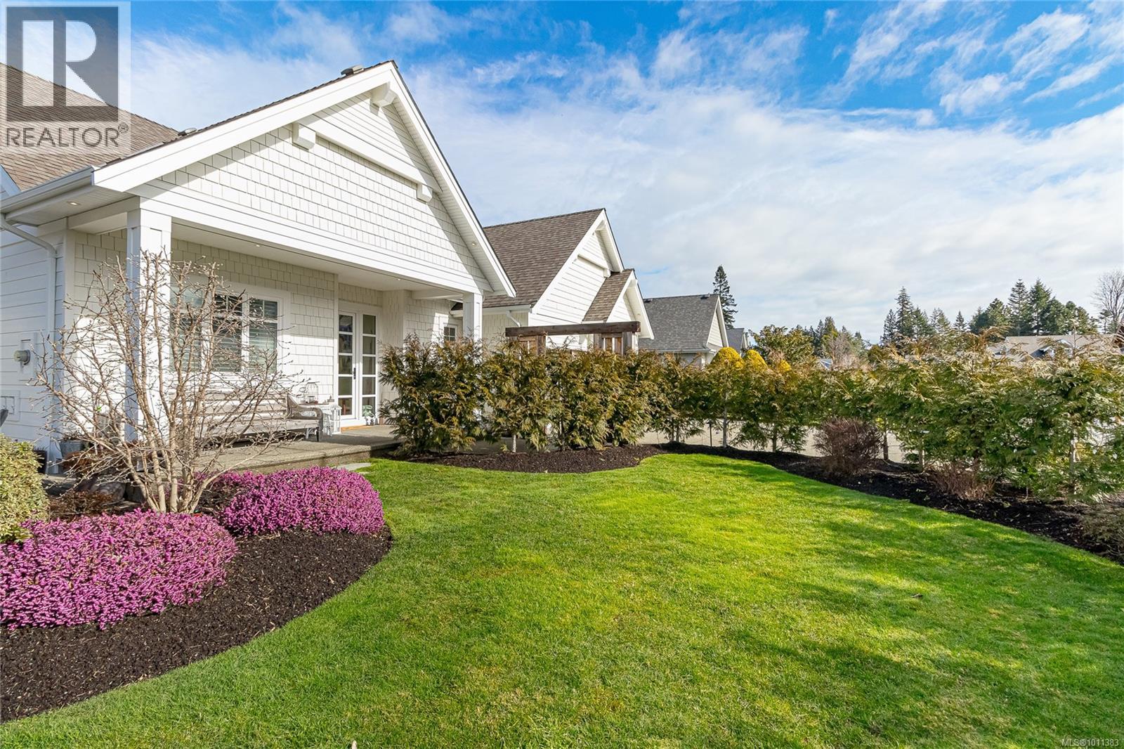 Photo 58 of 815 Bluffs Dr, Qualicum Beach BC