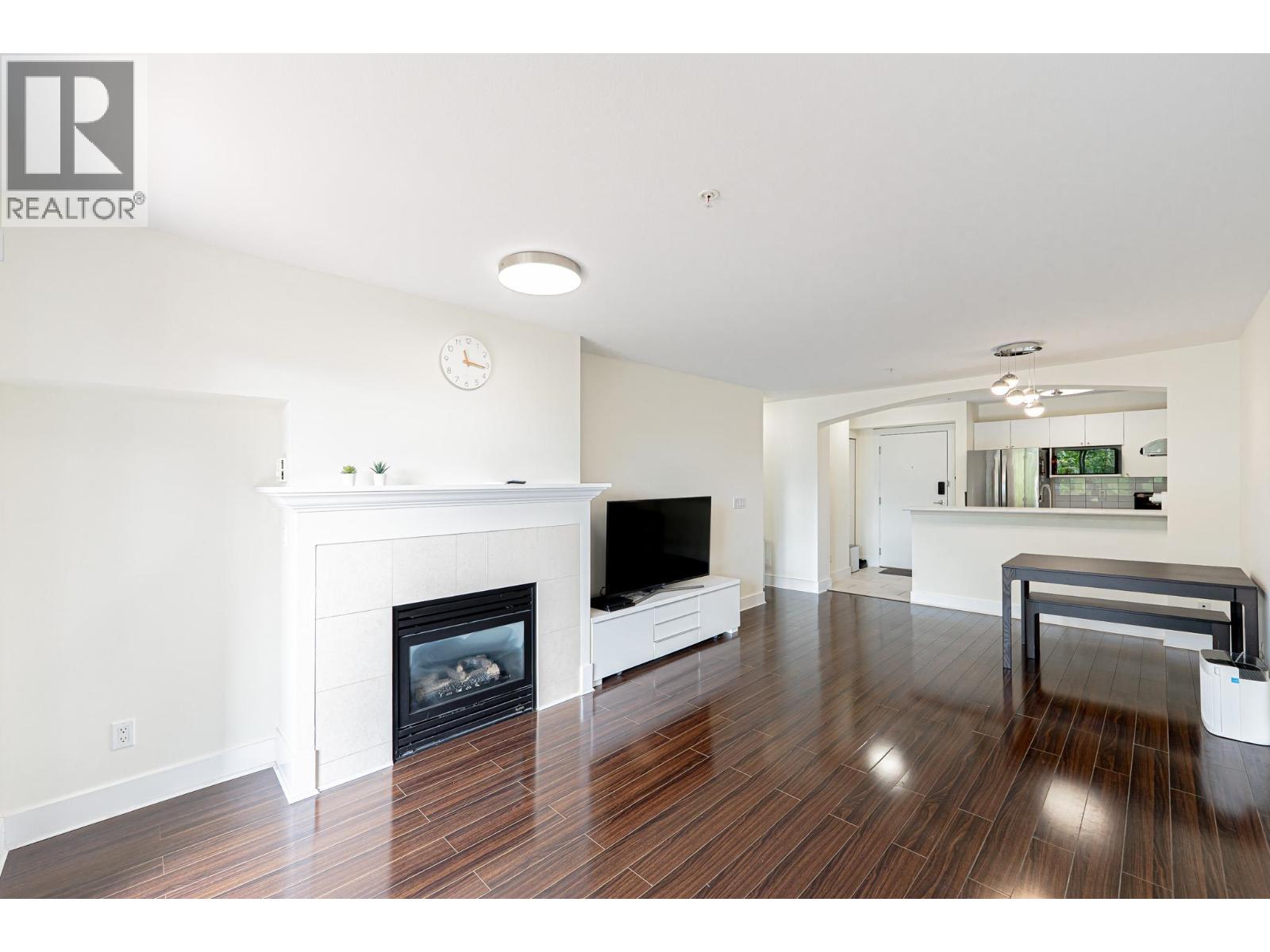 Photo 5 of 312 995 W 59th Avenue, Vancouver BC