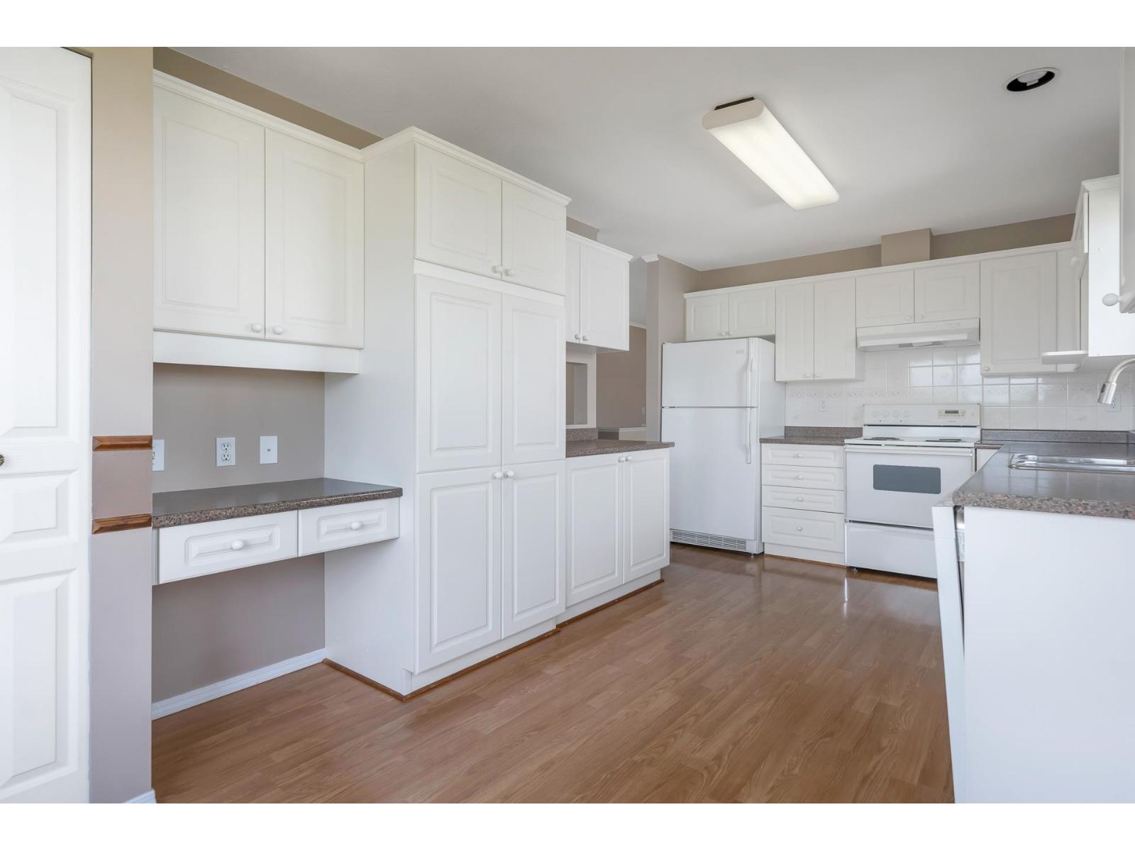 Photo 12 of 17 3902 Latimer Street, Abbotsford BC