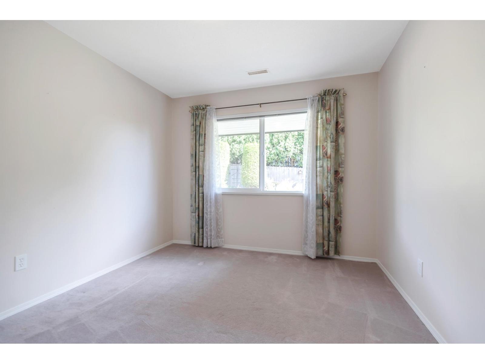 Photo 28 of 17 3902 Latimer Street, Abbotsford BC