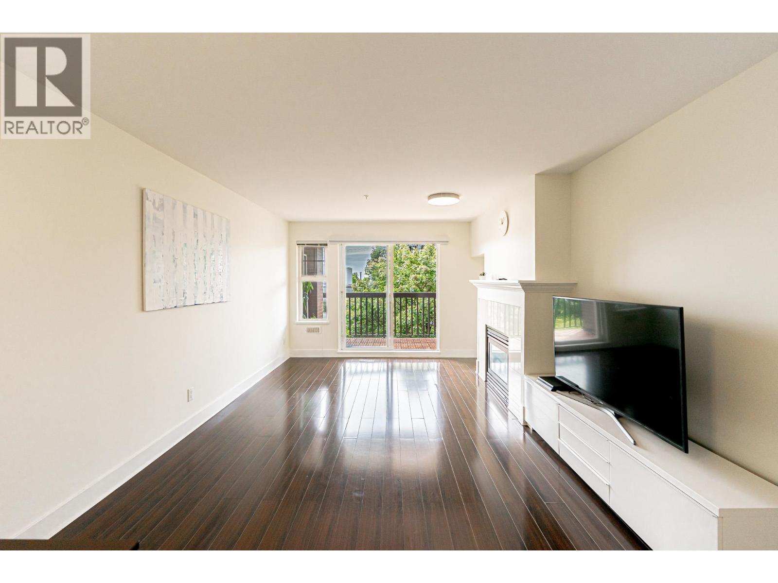 Photo 2 of 312 995 W 59th Avenue, Vancouver BC