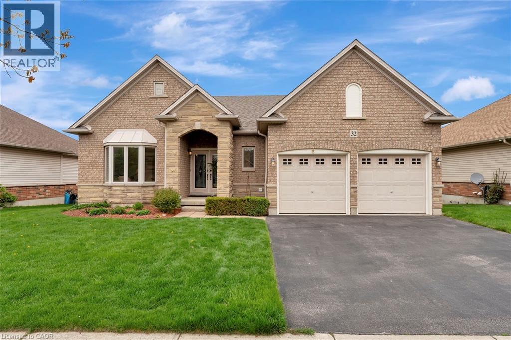 Photo 14 of 32 Cobblestone Drive, Paris ON