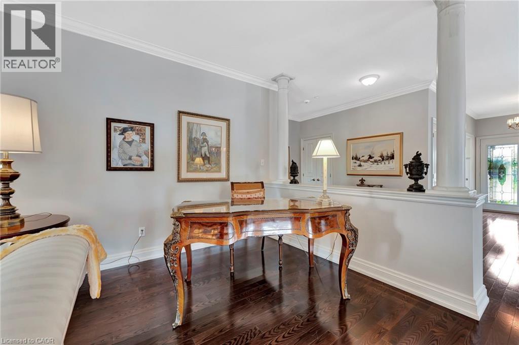 Photo 12 of 32 Cobblestone Drive, Paris ON
