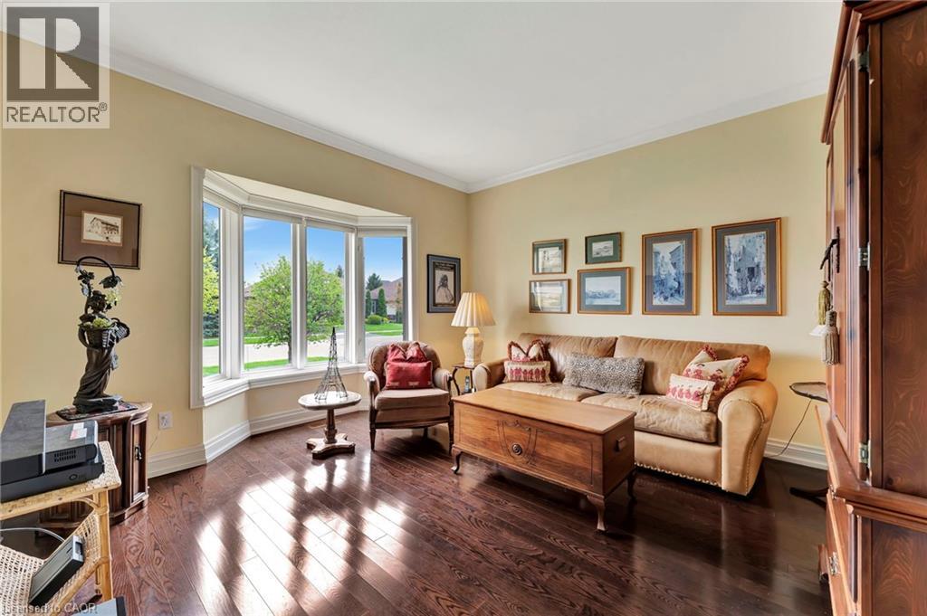 Photo 9 of 32 Cobblestone Drive, Paris ON