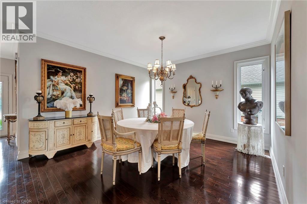 Photo 20 of 32 Cobblestone Drive, Paris ON