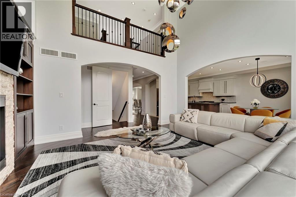 Photo 22 of 537 Deer Ridge Drive, Kitchener ON