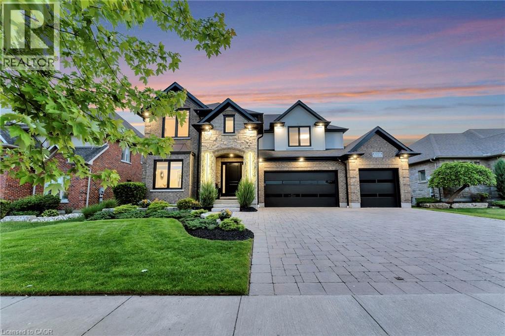 Photo 1 of 537 Deer Ridge Drive, Kitchener ON