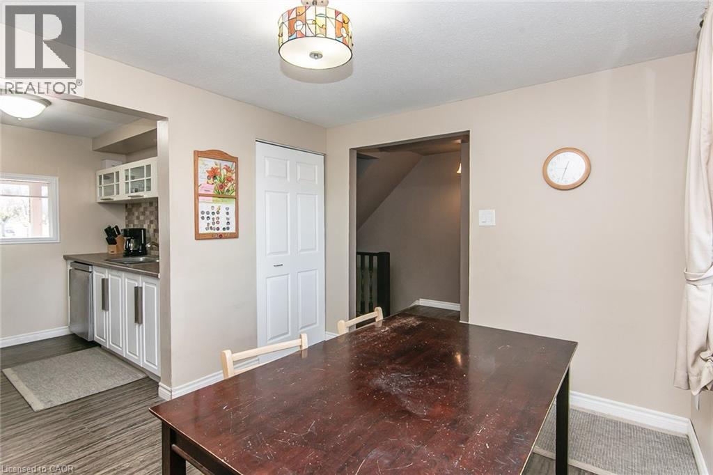 Photo 26 of 130 Kingswood Drive Unit 33, Kitchener ON