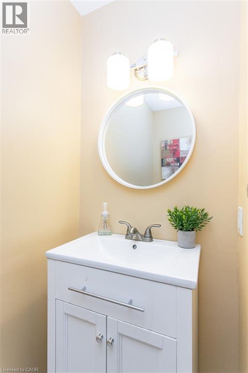 Photo 28 of 130 Kingswood Drive Unit 33, Kitchener ON