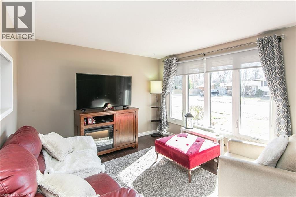 Photo 19 of 130 Kingswood Drive Unit 33, Kitchener ON