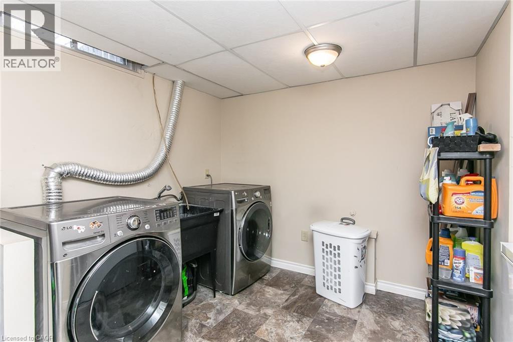 Photo 33 of 130 Kingswood Drive Unit 33, Kitchener ON